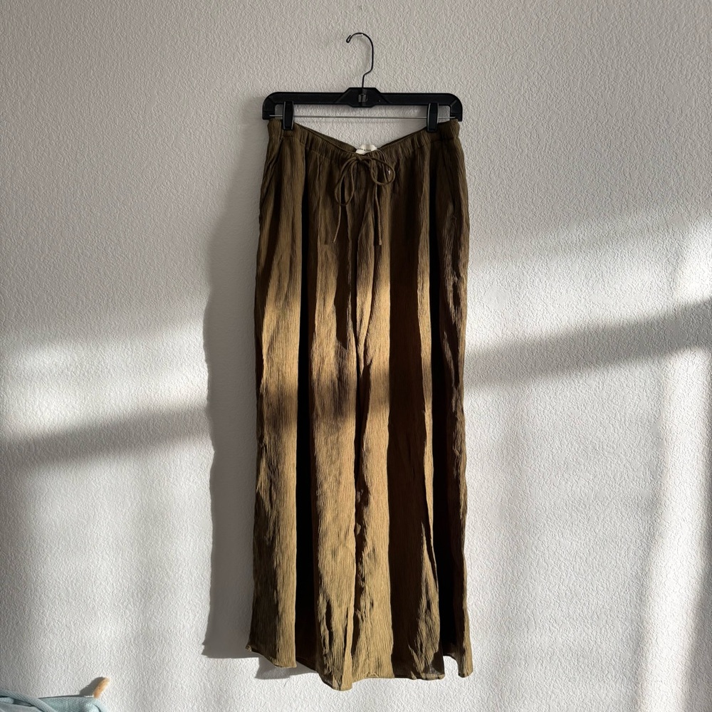 Abercrombie & Fitch Olive Wide-Leg Drawstring Pants - Picture 2 of 9